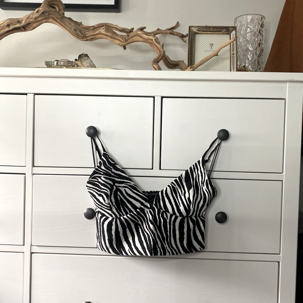 Zara Zebra Stripped Crop Tank